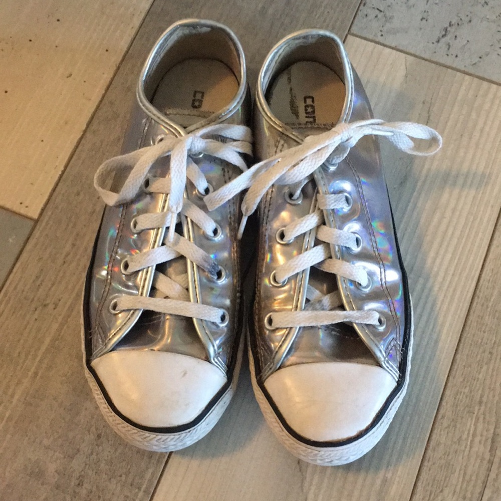 Kids converse